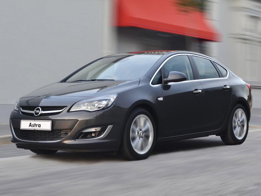  Opel Astra Sedan 2013 года  (ZA) (фото 7 из 24)